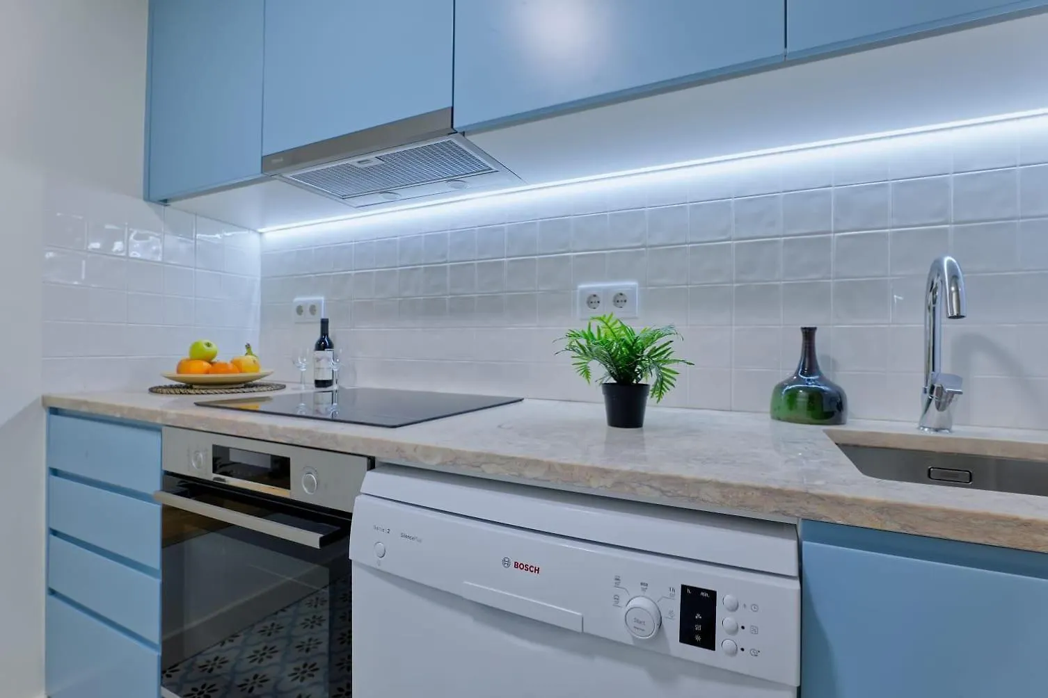 Neue Wohnung Im Zentrum Lisbon Apartment