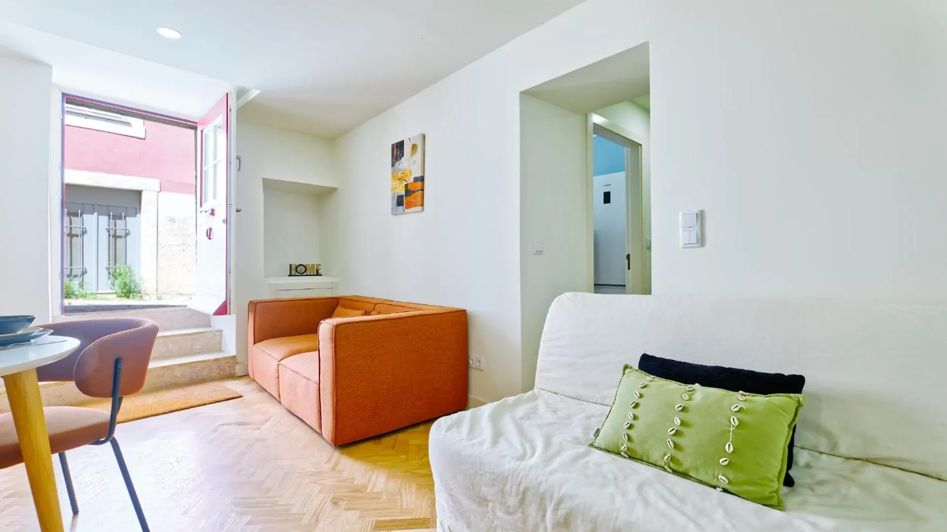 New Flat And Central Lisbona Appartamento
